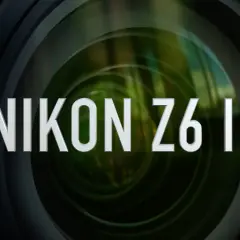 Zbliżenie na obiektyw aparatu Nikon z6 III.